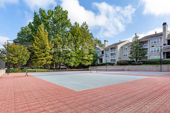 apartments-for-rent-in-fairfax-va-the-courts-at-fair-oaks-photos